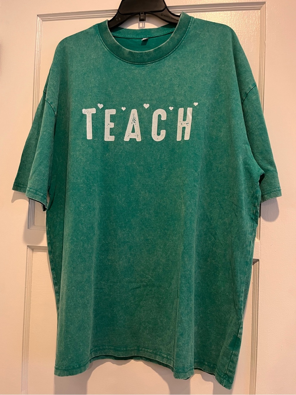 Vintage-Inspired Teach Graphic Short Sleeve Tee - Teal Green
